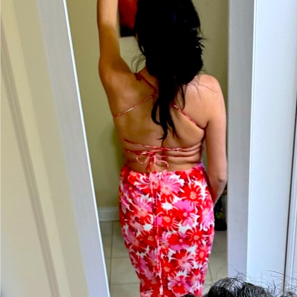 Hello Molly Dress - Picture 2 of 2